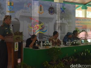 Jokowi Tutup FKN Cirebon, Raja Sultan Tak Boleh Bawa Keris