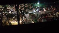 Foto-foto Aksi Pengepungan Gedung LBH Jakarta yang Berujung Rusuh