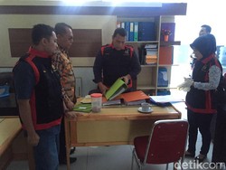 Jaksa Geledah Kantor Pemprov Sulbar