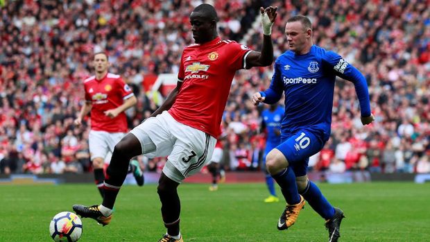Manchester United Libas Everton 4-0