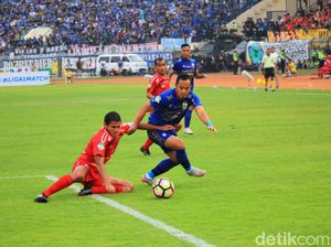 Laga dengan Borneo FC Ditunda, Persib Alihkan Fokus ke Bali United