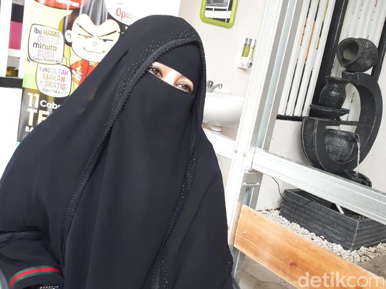 Dakwah di Penjara, Pipik Merinding Lihat Angie Sondakh: Dia Hapal 15 Juz