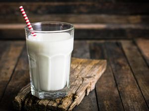 Untuk Alasan Berikut Ini, Ada Baiknya Tidak Berlebihan Minum Susu