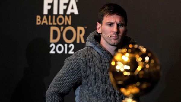 Cuma Pakai Kaus, 5 Gaya Lionel Messi Ini Seharga Motor Sport