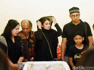 Natalie Sarah Lega Bisa Merawat Almarhum Ibunda