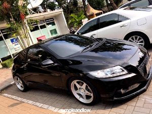 Honda CR-Z Simple and Low Honda CR-Z Simple and Low