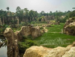 Tebing Instagrammable Ini Ada Di Tangerang?