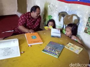 Taman Baca di Rusunawa Penjaringan Sari Diminati Anak-anak Taman Baca di Rusunawa Penjaringan Sari Diminati Anak-anak