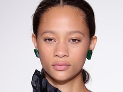 Tips Makeup untuk Mengakali Dahi Lebar Jadi Terlihat Lebih Kecil