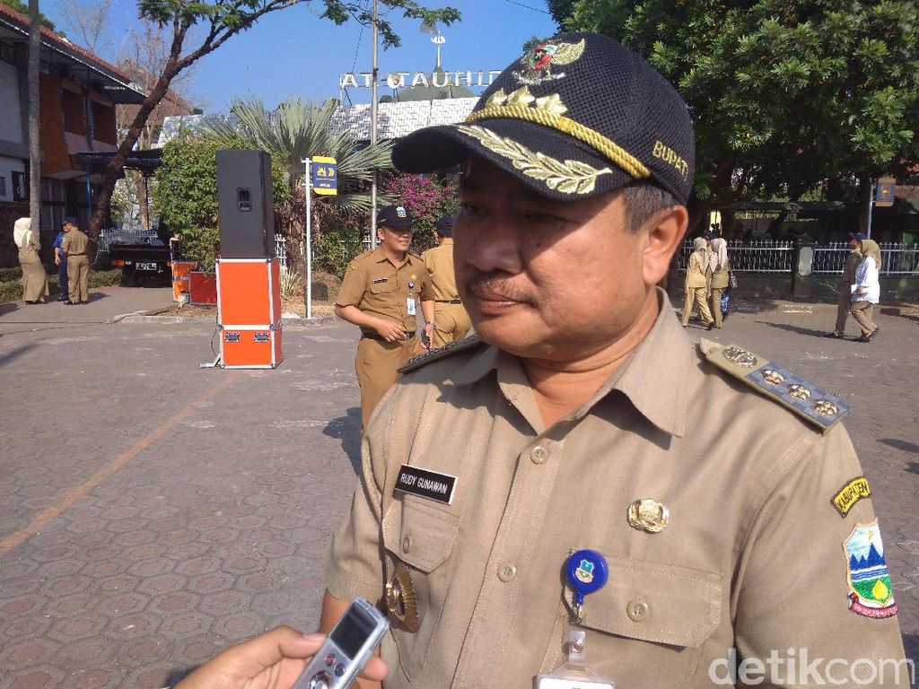 Cegah Penyebaran Corona, Sekolah di Garut Libur 14 Hari Cegah Penyebaran Corona, Sekolah di Garut Libur 14 Hari