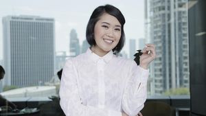 Manisnya Radhini Jadi Tamu Main Stage Minggu Ini
