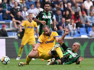 Ini Kata Allegri soal Higuain yang Masih Seret Gol