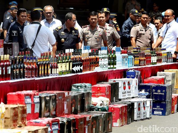 Petugas Gabungan Gagalkan Penyelundupan 50 Ribu Miras dari Singapura