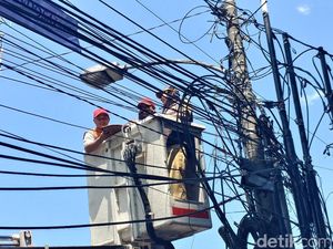 Bandung Realisasikan Kota Tanpa Kabel Udara Bandung Realisasikan Kota Tanpa Kabel Udara