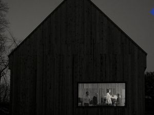 Sleep Well Beast: Melangkah Keluar dari Batasnya Sendiri Sleep Well Beast: Melangkah Keluar dari Batasnya Sendiri