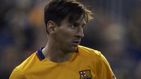 Musim 2015/2016 dilewati Messi dan Barcelona dengan meraih gelar domestik ganda: La Liga dan Copa del Rey. (Manuel Queimadelos Alonso/Getty Images)