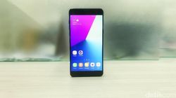 Samsung Galaxy C9 Pro: Begitu Menggoda!