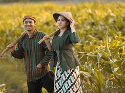 Vicky Shu Akhiri Masa Lajang Hari Ini di Candi Borobudur