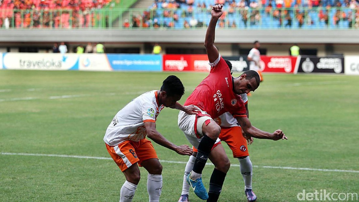 Persija Jakarta dan Perseru Serui termasuk klub yang ingin mundur dari Liga 1 (Rengga Sancaya/detiksport)