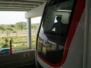 Naik Skytrain, Pindah Terminal di Bandara Soetta Jadi Lebih Mudah