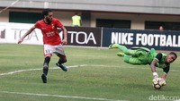 Poin Madura United dan Persija sama 42 sampai pekan ke-25 Liga 1 musim 2017. Namun, Persija bisa digeser Madura United karena mereka punya satu tabungan laga atau baru main 24 kali. 