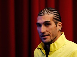 Mantan Kiper Barcelona Ini Jadi Instruktur Zumba