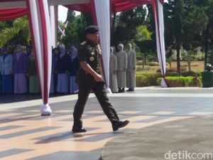 Soal Nobar G30S/PKI, Panglima TNI: Menhan Tak Berwenang atas Saya