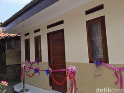 Senangnya Zainal Tukang Urut Rumahnya Direnovasi Polres Jaksel