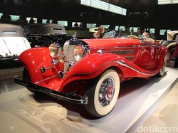 Mengintip Sejarah Otomotif di Museum Mercedes-Benz