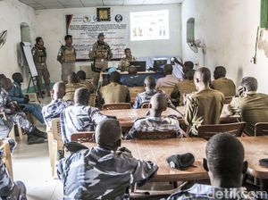 Tim FPU Indonesia Dipercaya Melatih Petugas Jaga Tahanan Sudan Tim FPU Indonesia Dipercaya Melatih Petugas Jaga Tahanan Sudan