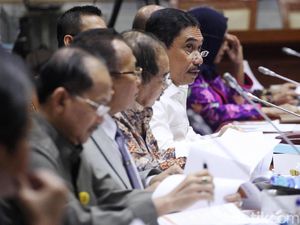 DPR Bandingkan Anggaran Penanganan Kasus KPK dengan Kejagung