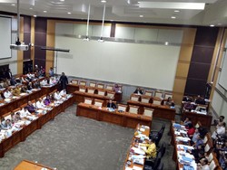 Komisi III: Anggaran Polri 2018 Turun Jadi Minta Tambahan Rp 35 T