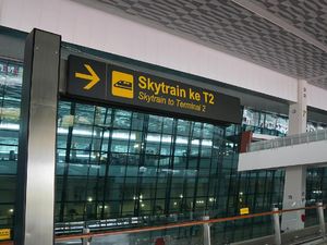 Begini Nyamannya Naik Skytrain Bandara Soekarno Hatta
