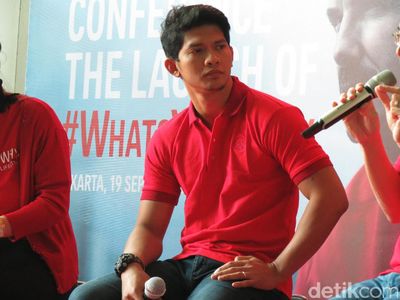 Iko Uwais Bagikan Tips Peregangan untuk yang Suka Duduk Lama