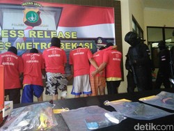 Polisi Tembak 6 Perampok Sadis di Bekasi