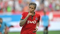 Setelah memperkuat Tottenham Hotspur dan kemudian pulang ke Rusia memperkuat Lokomotif Moscow, Roman Pavlyuchenko memilih terjun ke dunia politik. (Fyodor Uspensky/Epsilon/Getty Images)