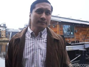 Arie Untung Tahu Tujuan Aksi 812 tapi Fokus pada Ukhuwah di Demo Arie Untung Tahu Tujuan Aksi 812 tapi Fokus pada Ukhuwah di Demo