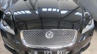 Foto: Ini Mobil Termahal yang Dilelang KPK