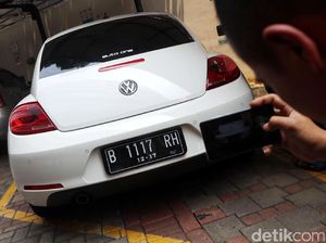 Foto: Ini Mobil-mobil Koruptor yang Dilelang KPK dengan Harga Miring