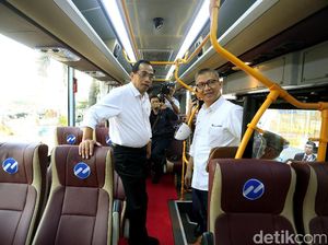 Menhub Jajal TransJabodetabek Plaza Senayan-Mall Mega Bekasi