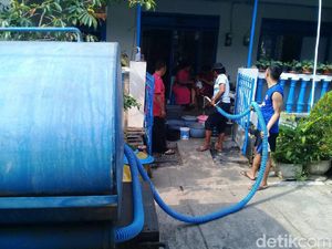 PDAM Kabupaten Malang akan Layani 8 Ribu Warga Tak Mampu PDAM Kabupaten Malang akan Layani 8 Ribu Warga Tak Mampu