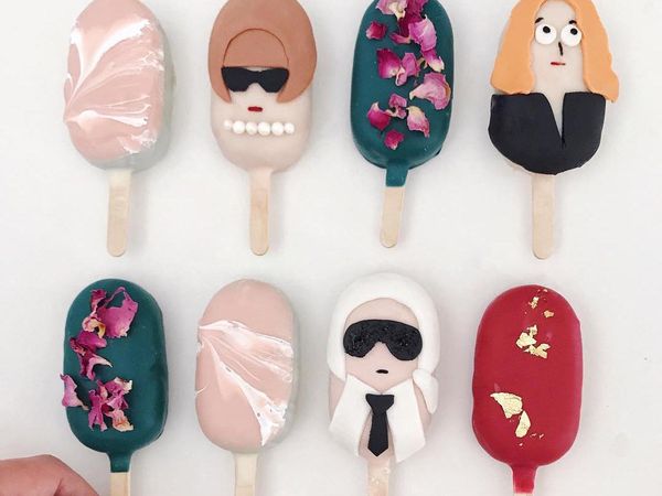 Cantiknya Kreasi Cake Popsicles Bentuk Kaktus, Ayam hingga Unicorn!