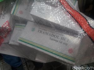 Remaja Ini Beli Tramadol Saat Polisi Razia di Toko Kelontong