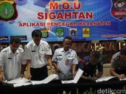 Polres Jakbar Luncurkan Aplikasi Panggil Polisi Sigahtan