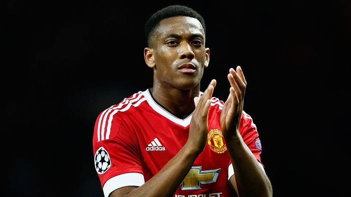 Anthony Martial, Golden Boy 2015 MANCHESTER, ENGLAND - SEPTEMBER 30: Anthony Martial of Manchester United applauds the crowd after victory in the UEFA Champions League Group B match between Manchester United FC and VfL Wolfsburg at Old Trafford on September 30, 2015 in Manchester, United Kingdom.(Photo by Dean Mouhtaropoulos/Getty Images)