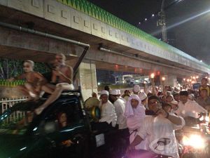 Sambut Tahun Baru Islam, Warga di Sejumlah Lokasi Pawai Obor