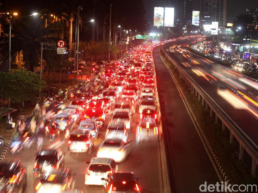 Siap-siap, Tarif Tol Dalam Kota Naik Rp 500 Mulai Jumat Pekan Ini Siap-siap, Tarif Tol Dalam Kota Naik Rp 500 Mulai Jumat Pekan Ini