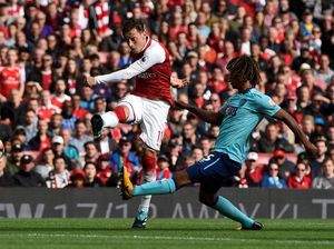 Oezil Belum Akan Main di Laga Piala Liga Inggris