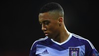 3. Youri Tielemans  - mencatat penampilan ke-100 saat berusia 18 tahun, 5 bulan. Foto: Laurence Griffiths/Getty Images