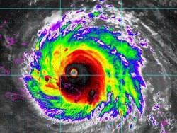 Video: Cara Warga Jamaika Amankan Pasokan Menjelang Badai Melissa